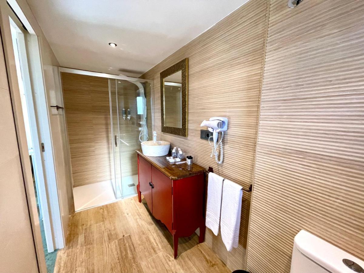 Akla Hotel Suites Valles Pasiegos Saro Dış mekan fotoğraf