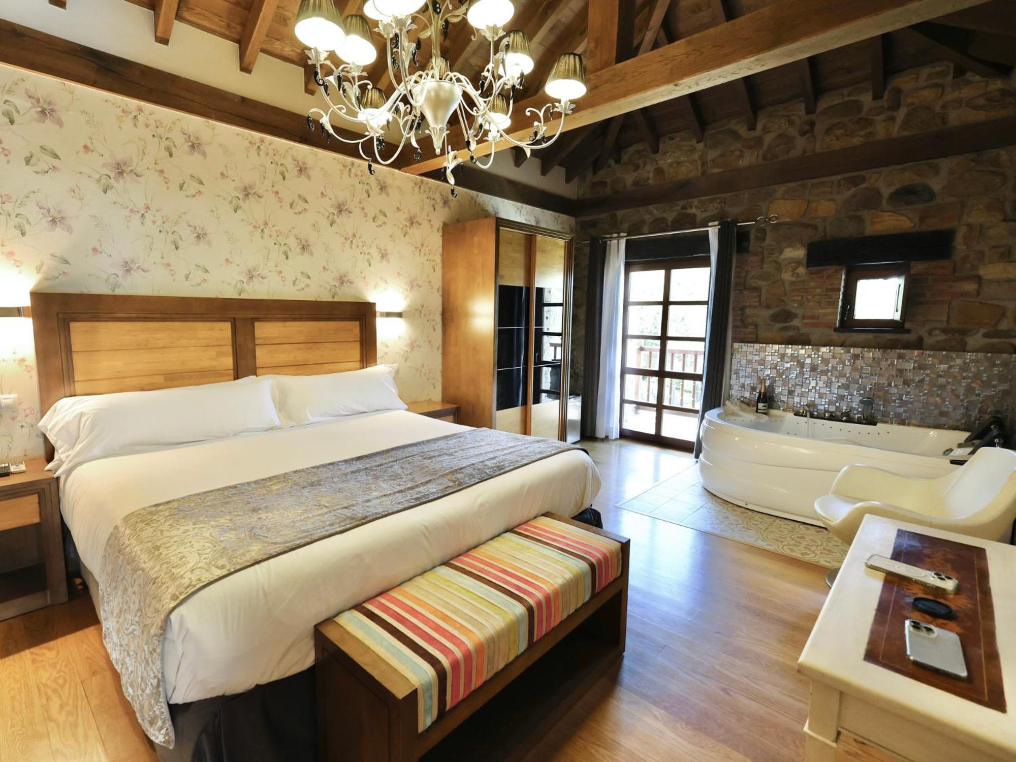 Akla Hotel Suites Valles Pasiegos Saro Dış mekan fotoğraf