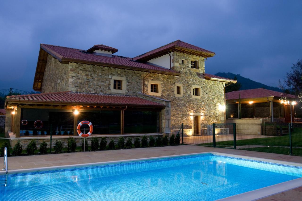 Akla Hotel Suites Valles Pasiegos Saro Dış mekan fotoğraf